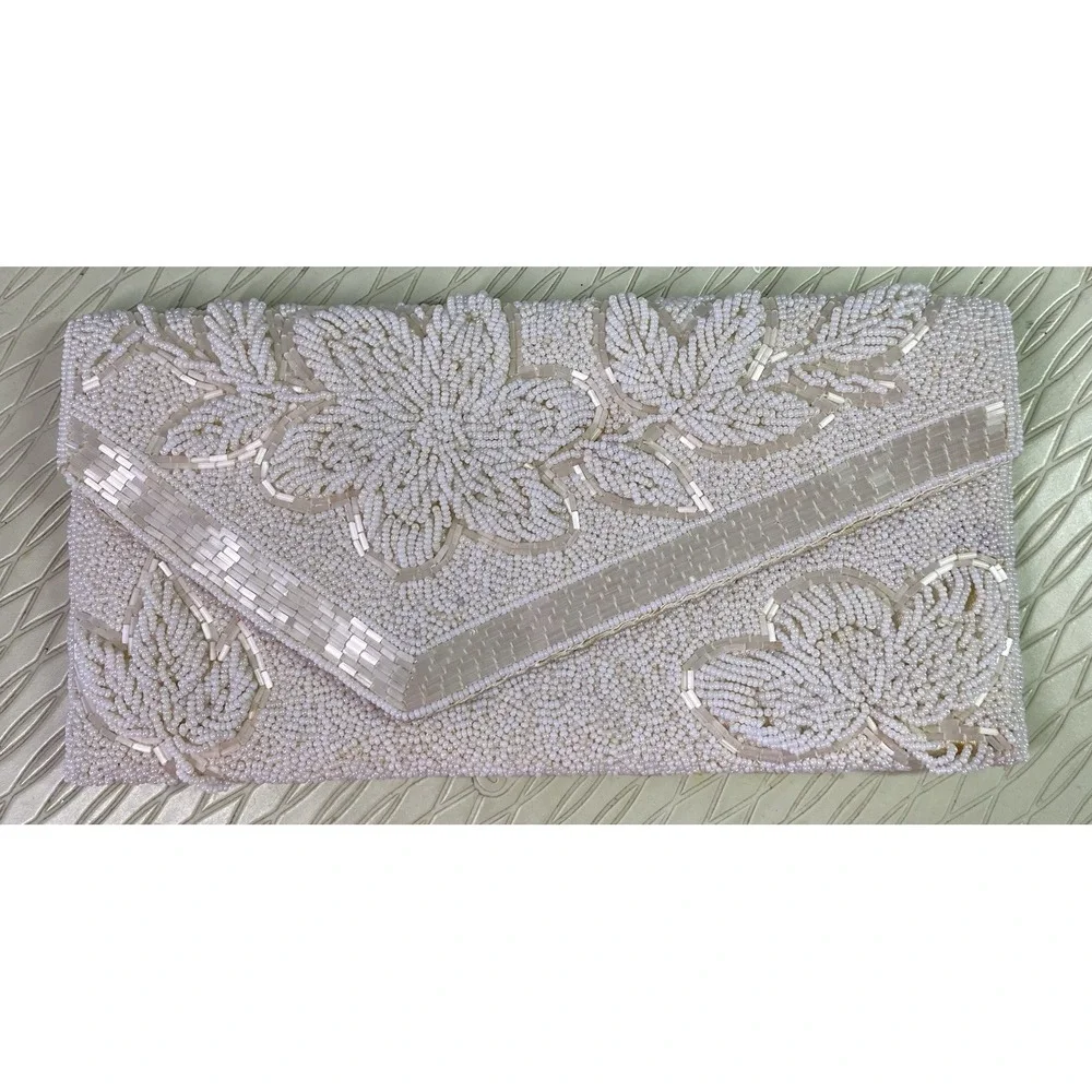 Vtg.Hand Made Ivory Clutch Purse W/Italian Beads Formal Prom Wedding 5x9.5x1/2